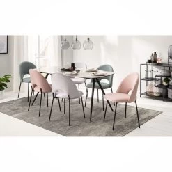 Chaise Capitonnée Ikley 22 Chaise Capitonnée Ikley -Magasin de meubles 1000179449 200310 11375700001 MOOD DETAILS P000000001000179449 mood