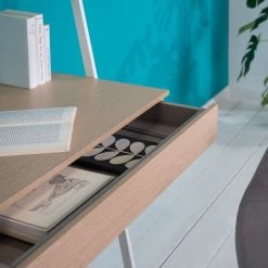 Bureau Avec Porte-manteaux North -Magasin de meubles 1000272897 220531 024 MOOD DETAILS P000000001000272897 mood