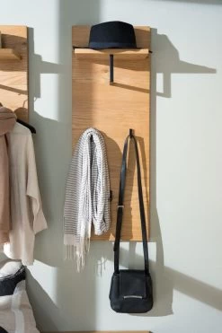 Porte-manteau Mural Nozza 17 Porte-manteau Mural Nozza -Magasin de meubles 1000318837 230303 021 MOOD DETAILS P000000001000318837 mood