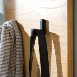 Porte-manteau Mural Nozza 29 Porte-manteau Mural Nozza -Magasin de meubles 1000318837 230303 032 DETAILS P000000001000318837