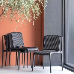 Chaises Schönberg (lot De 4) -Magasin de meubles 1000344498 220414 021 MOOD DETAILS P000000001000344498 mood