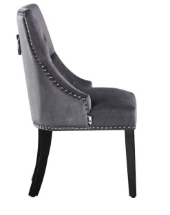 4 Chaises De Salle à Manger Windsor -Magasin de meubles ae903ddb9ab1434092c876ffc2459f27.cropped 397 237 1333 1681.processed