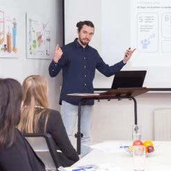 Table Ordinateur Portable -Magasin de meubles fe8f4402da794e4aab6660c859f6b2d1