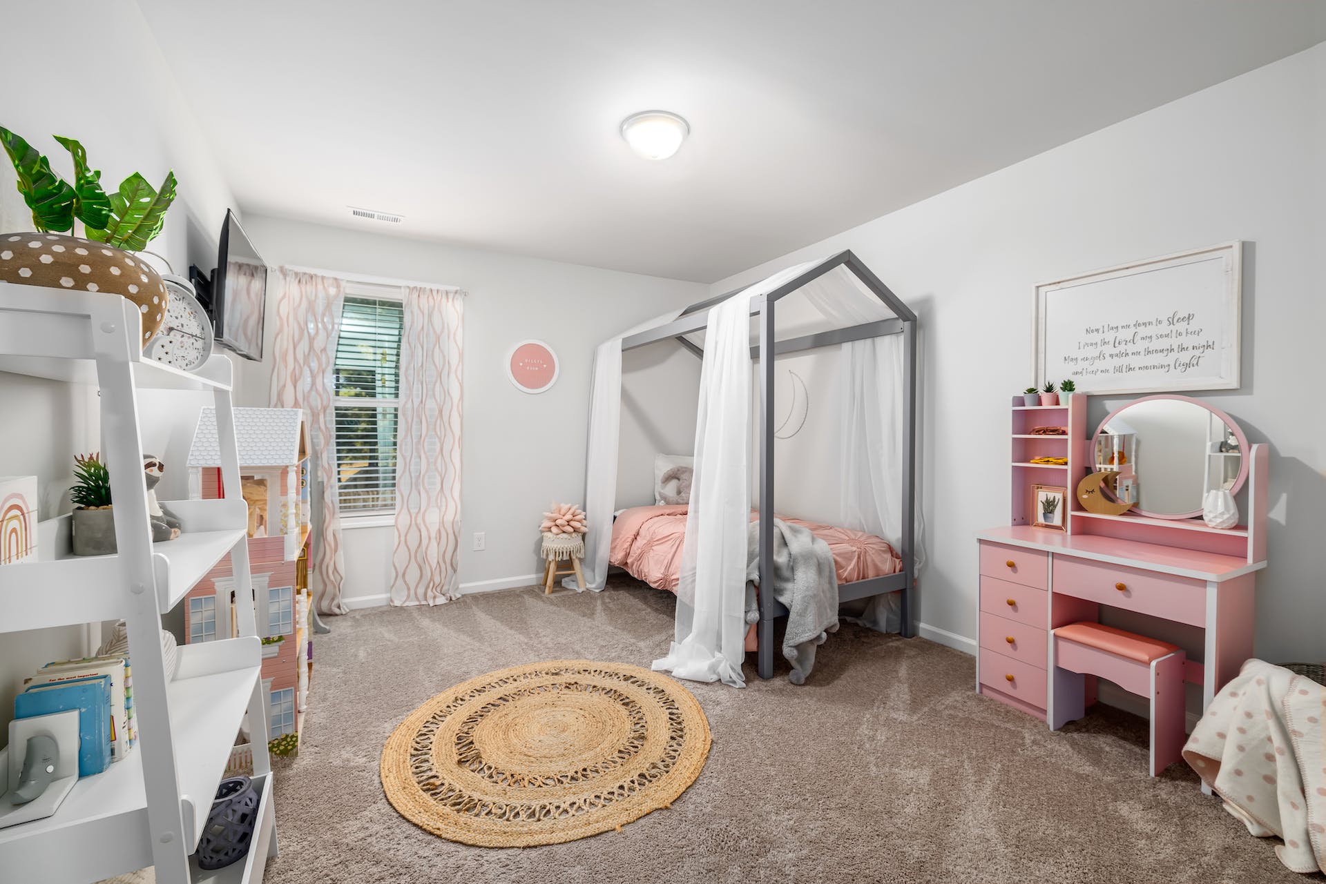 Magasin de meubles -Magasin de meubles pexels curtis adams 10486190